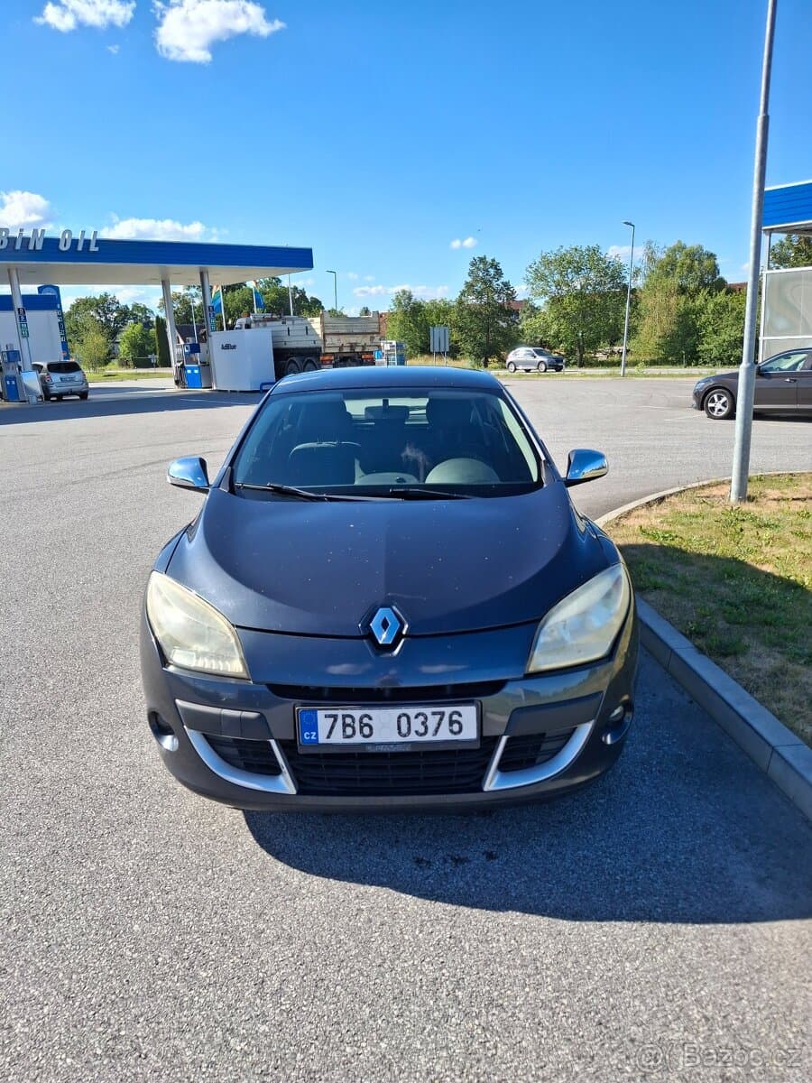 2011 Renault MEGANE - 2