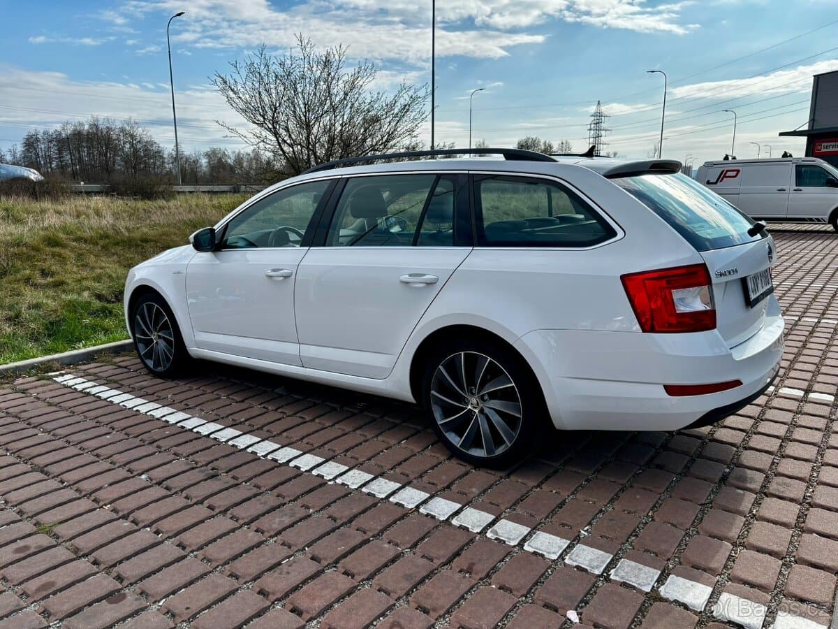 Škoda OCTAVIA - 2