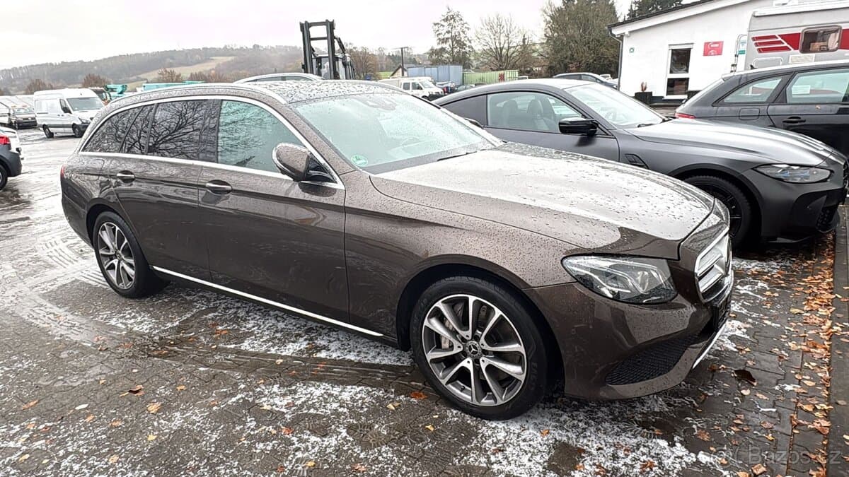 2017 Mercedes-Benz OSTATNÍ - 2