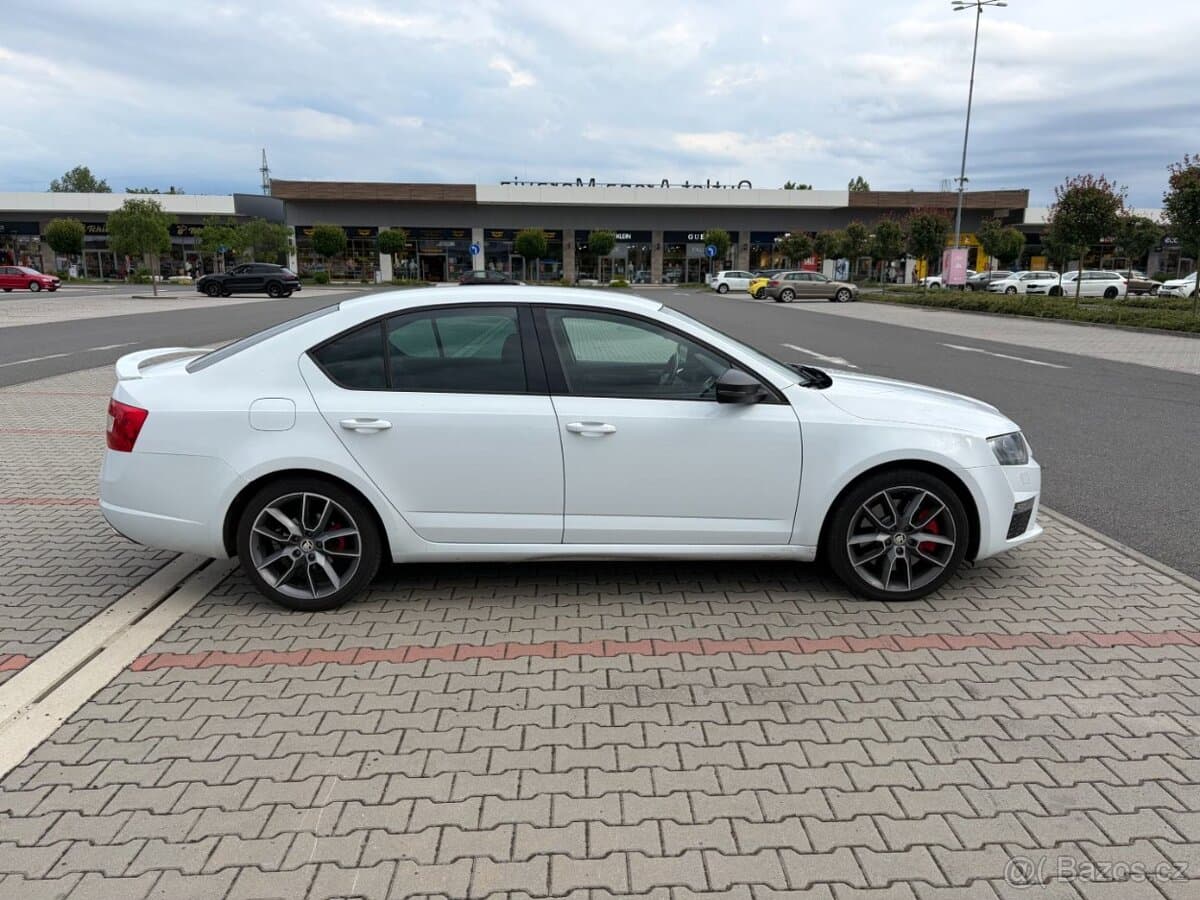 2015 Škoda OCTAVIA - 2