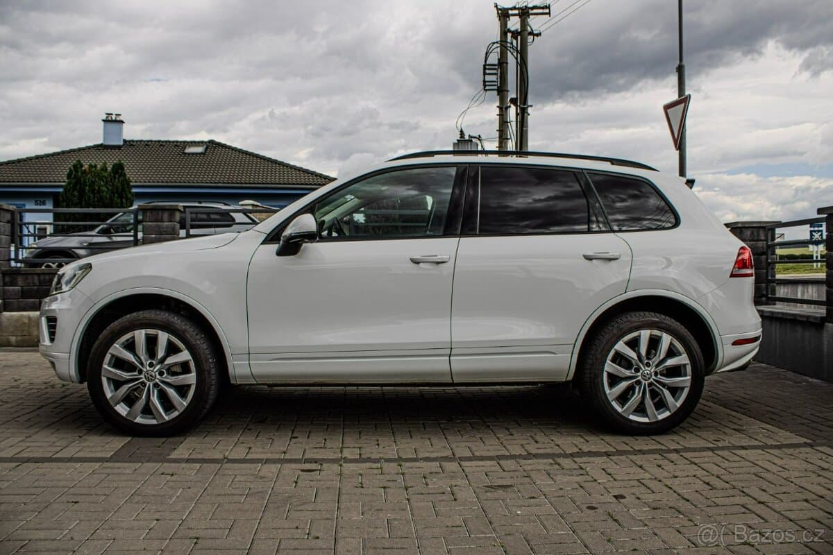 2016 Volkswagen TOUAREG - 2