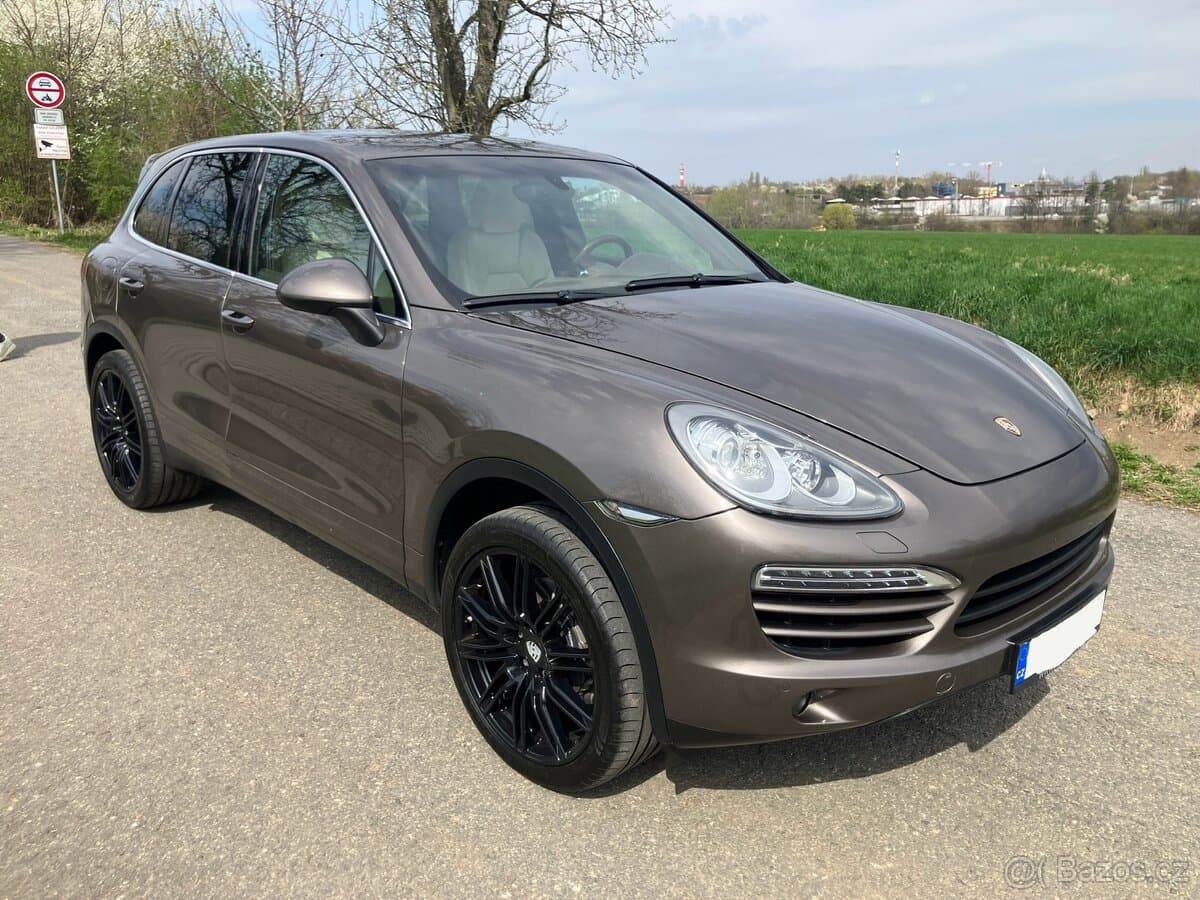 2012 Porsche CAYENNE - 2