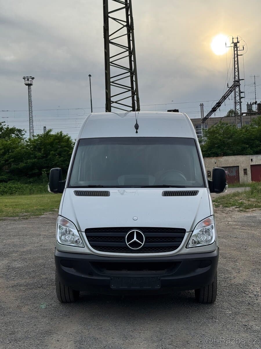 2008 Mercedes-Benz SPRINTER - 2