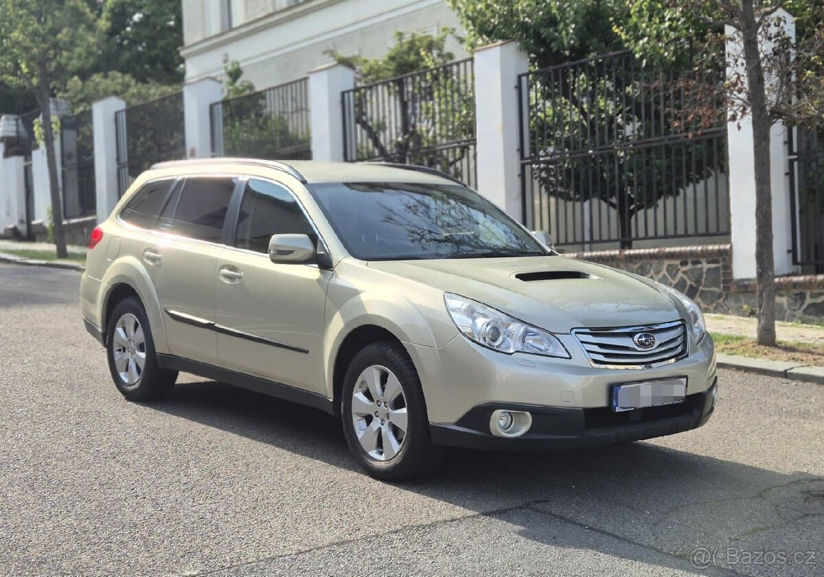 2011 Subaru OUTBACK - 2