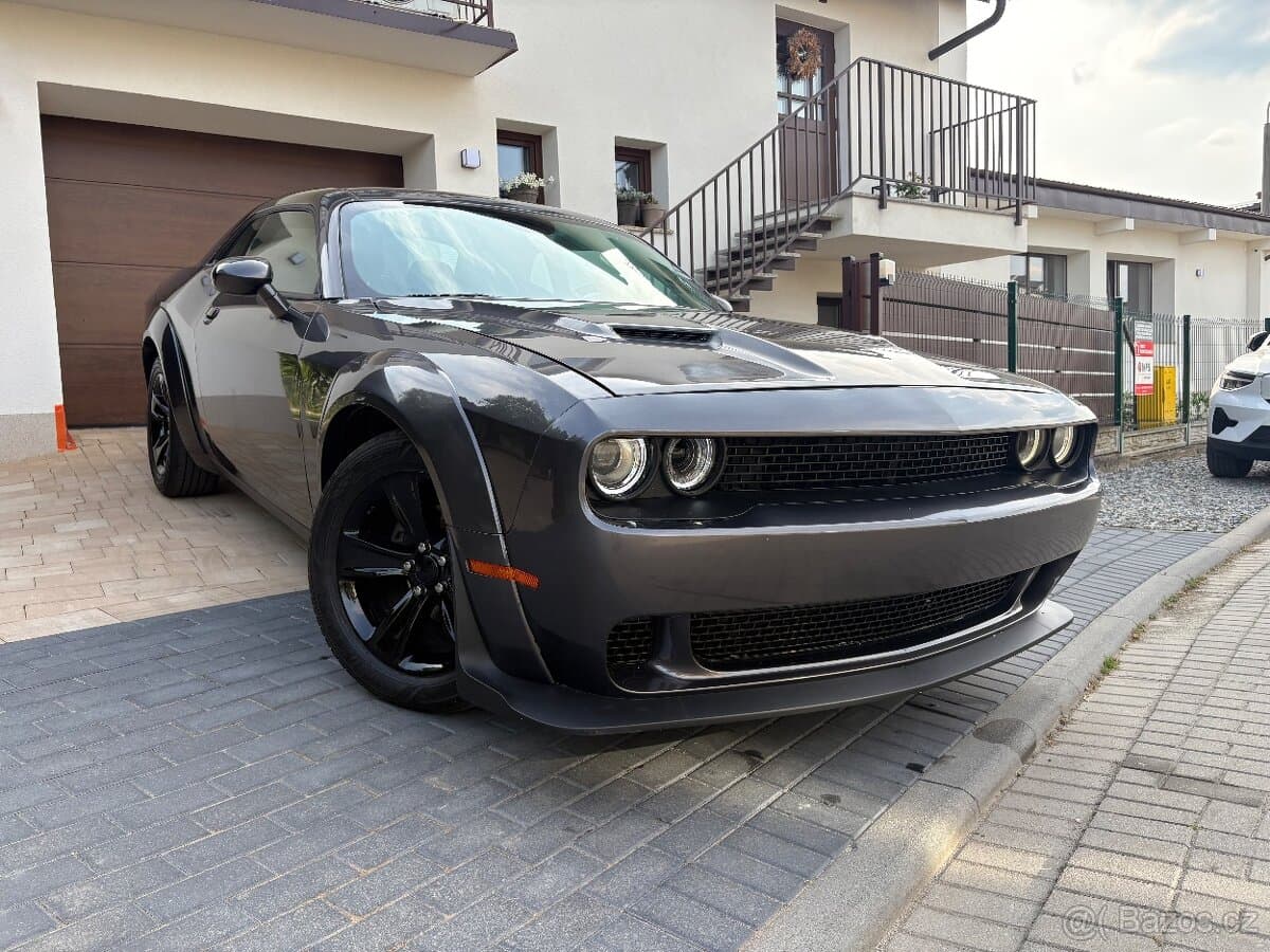 2020 Dodge CHALLENGER - 2