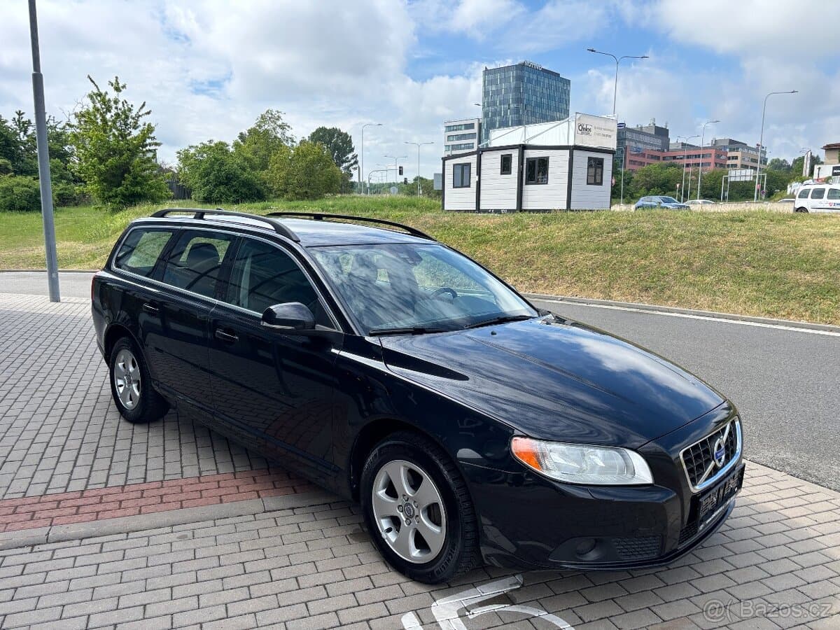 2012 Volvo V70 - 2