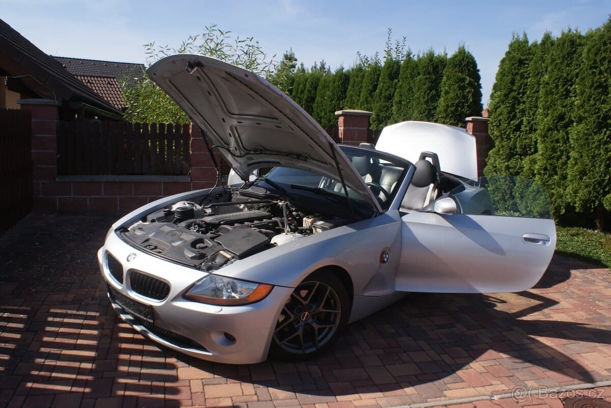 2004 BMW Z4 - 2