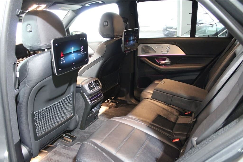 2020 Mercedes-Benz GL - 2