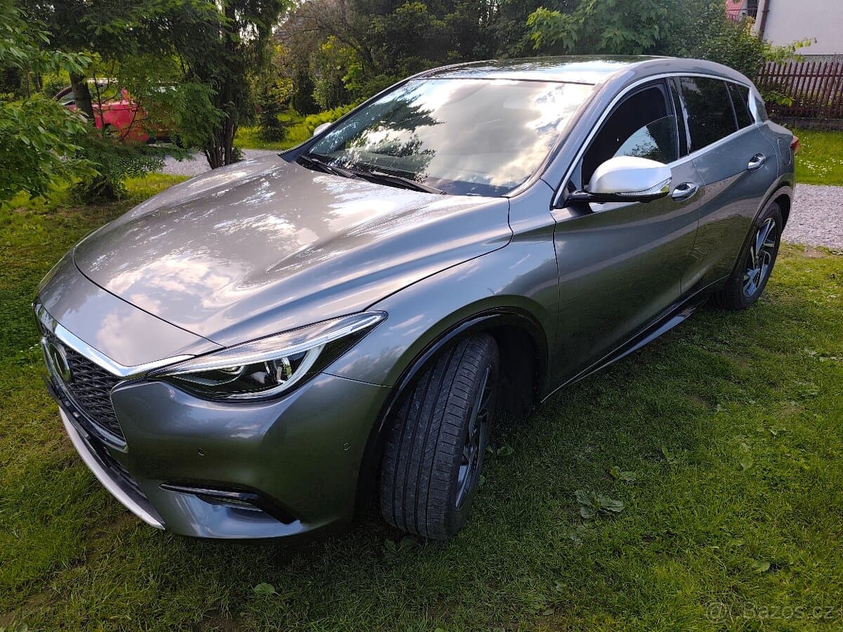 2019 Infiniti Q30 - 2