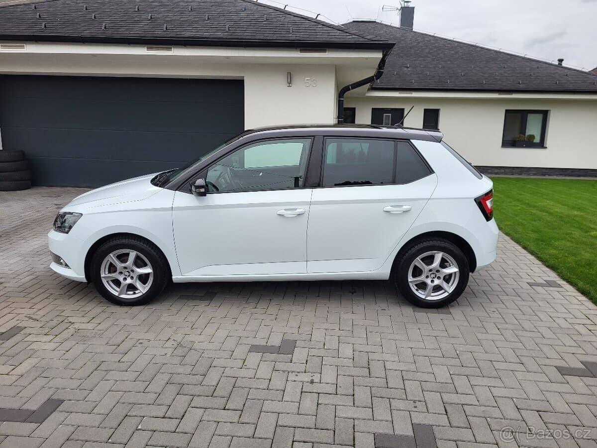 2015 Škoda FABIA - 2