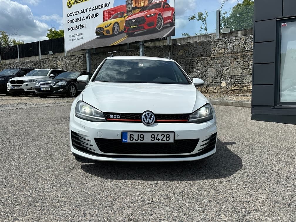 2016 Volkswagen GOLF - 2