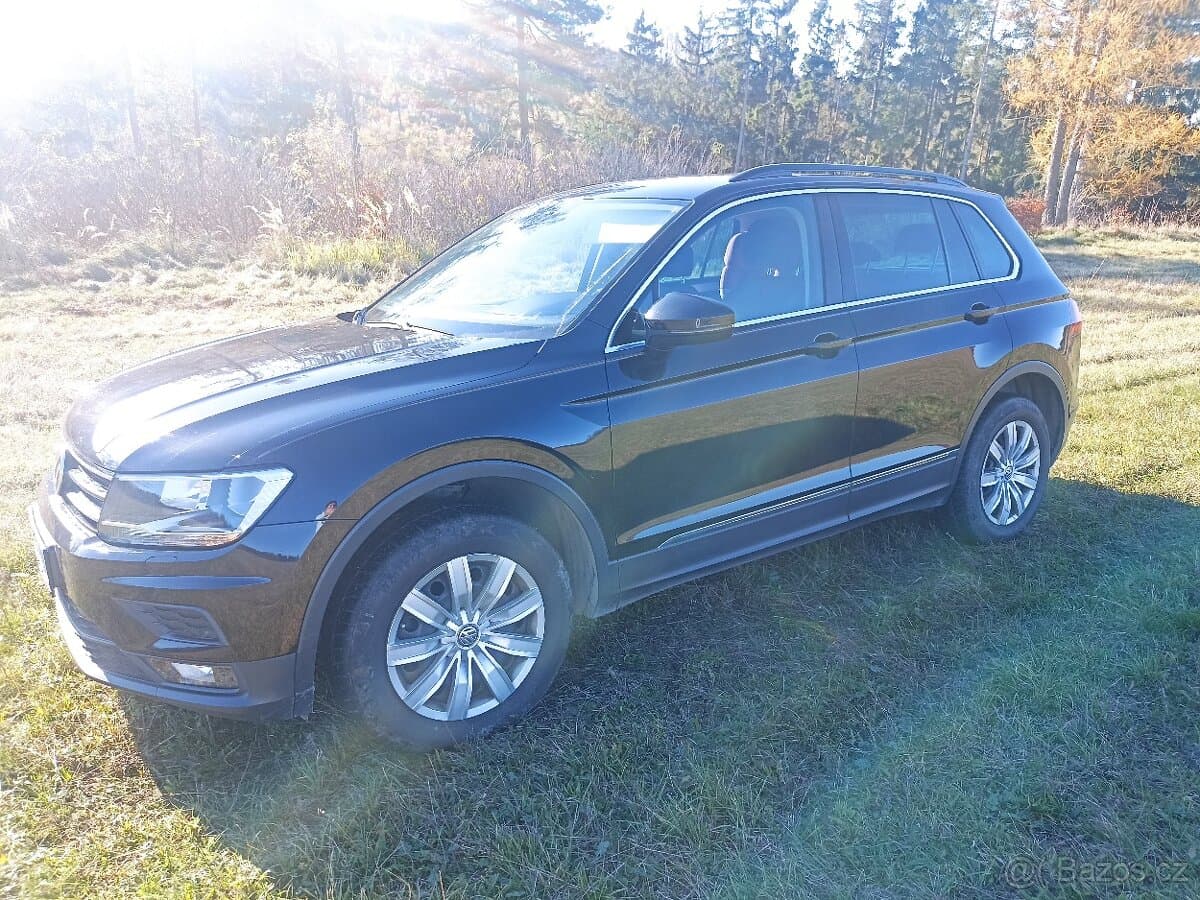 2017 Volkswagen TIGUAN - 2