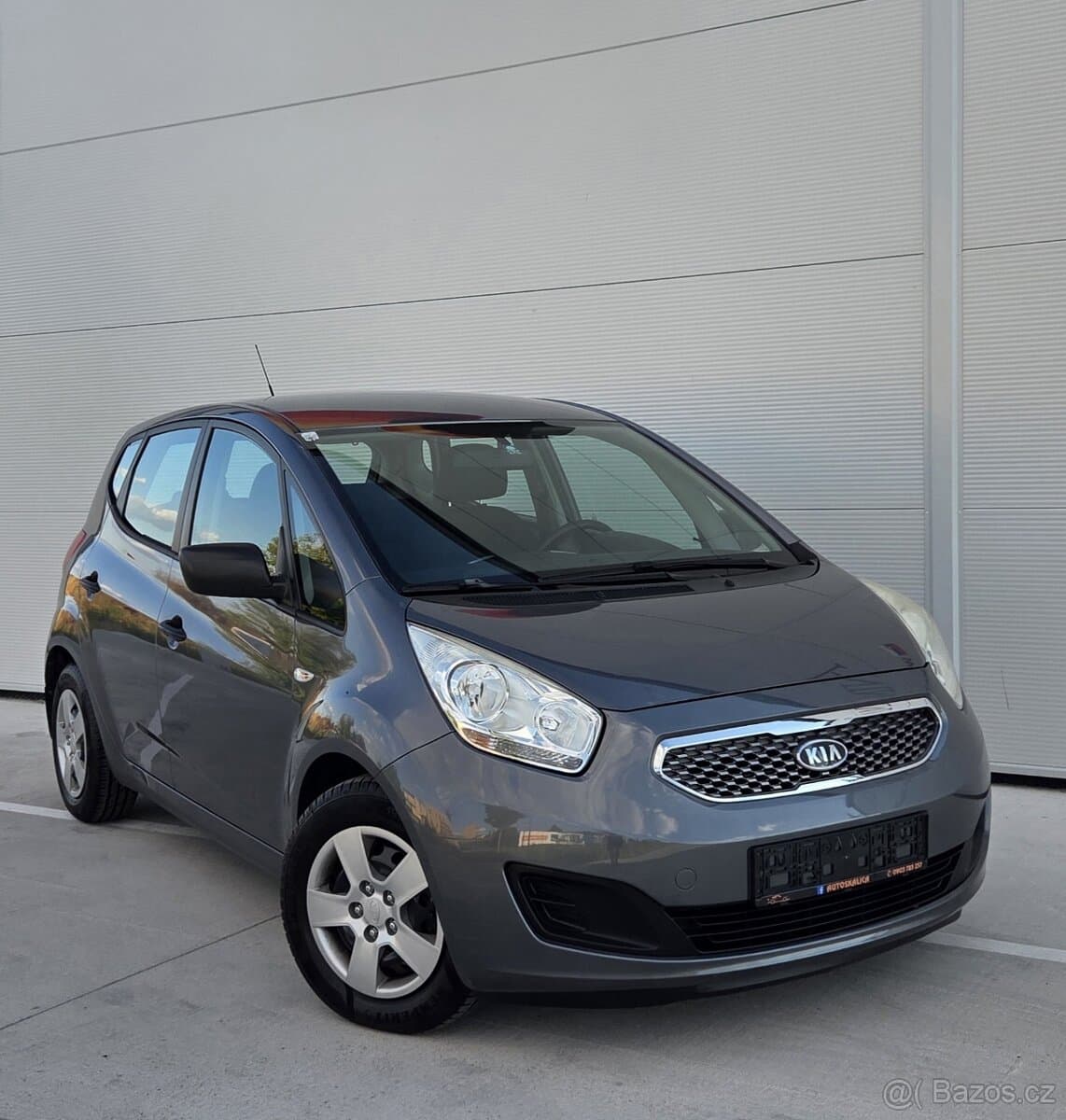 2010 Kia VENGA - 2