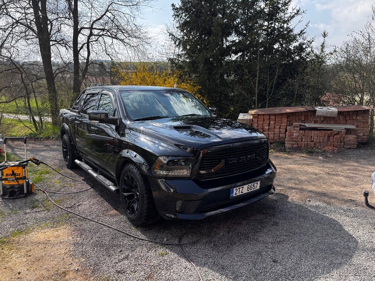 2016 Dodge OSTATNÍ - 2