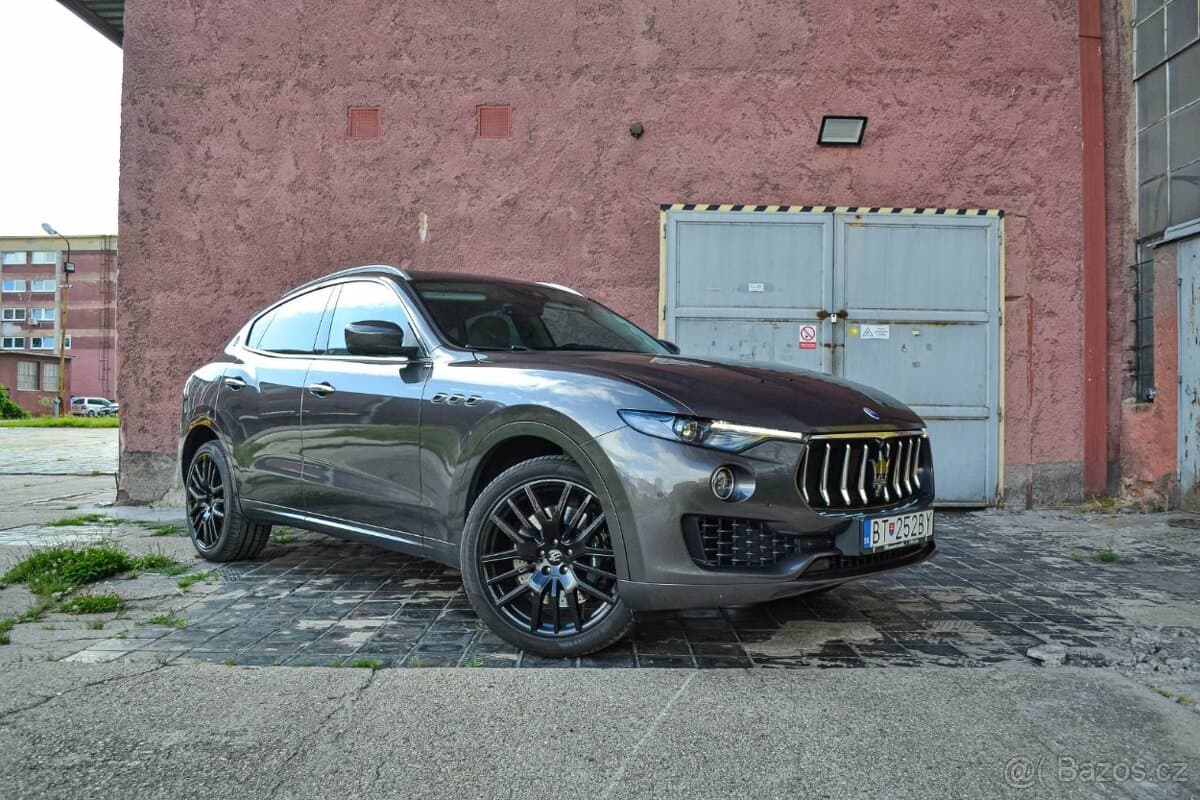 2017 Maserati LEVANTE - 2