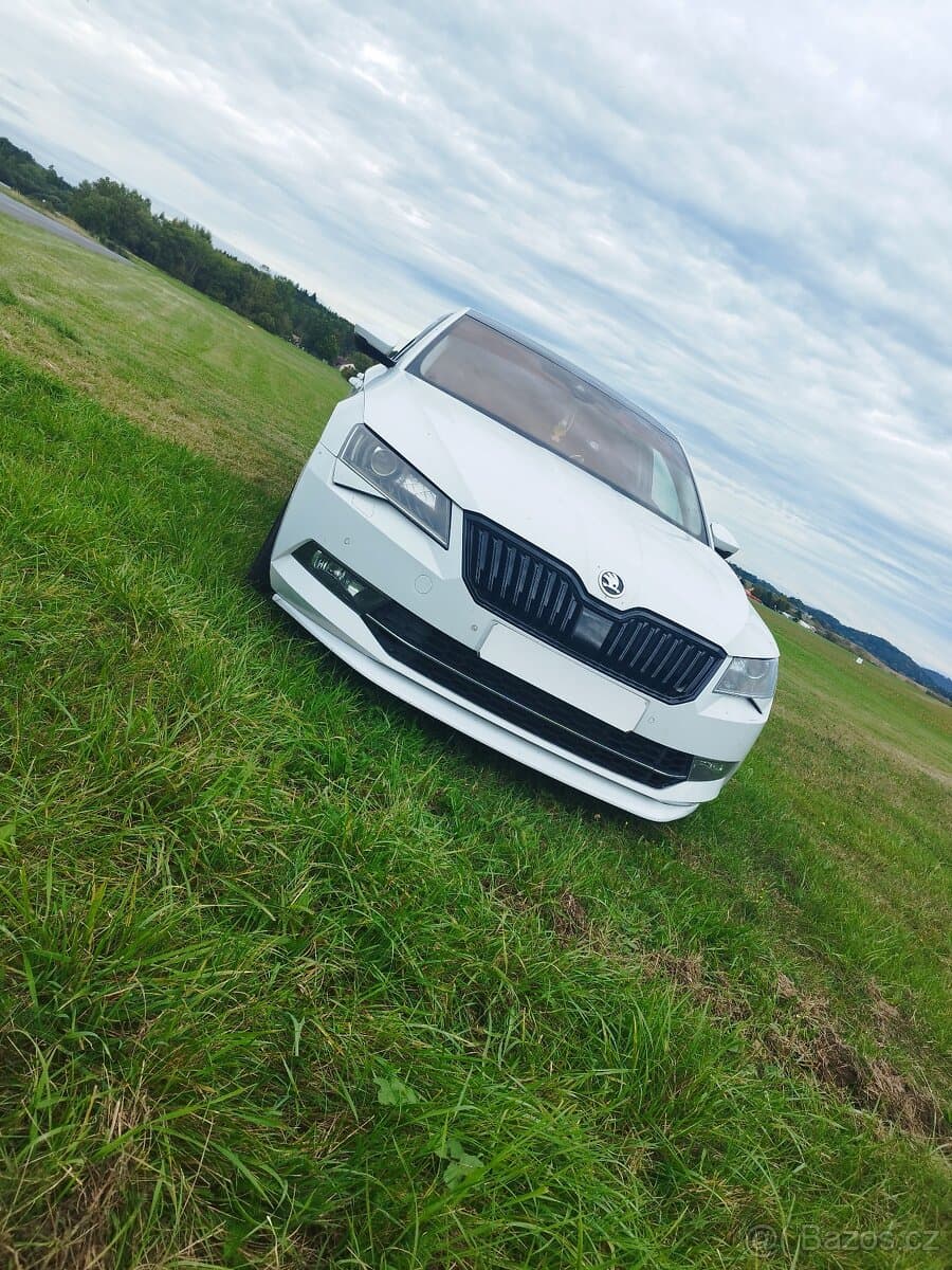 Škoda SUPERB - 2