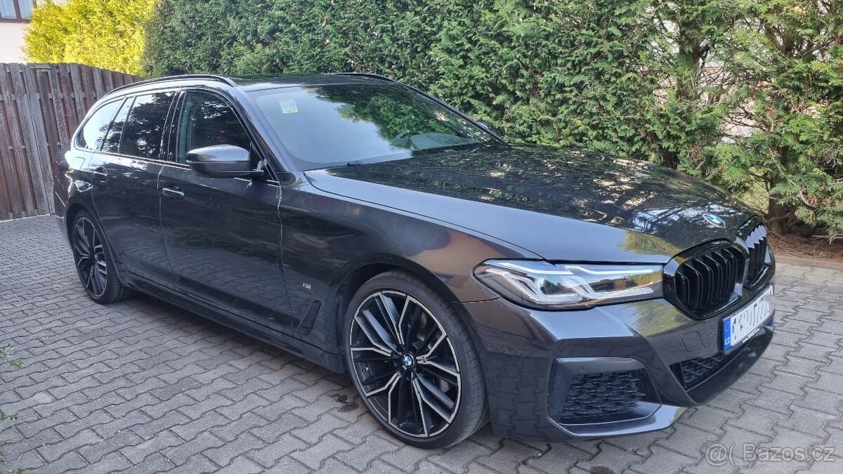 2022 BMW 5-SERIES - 2