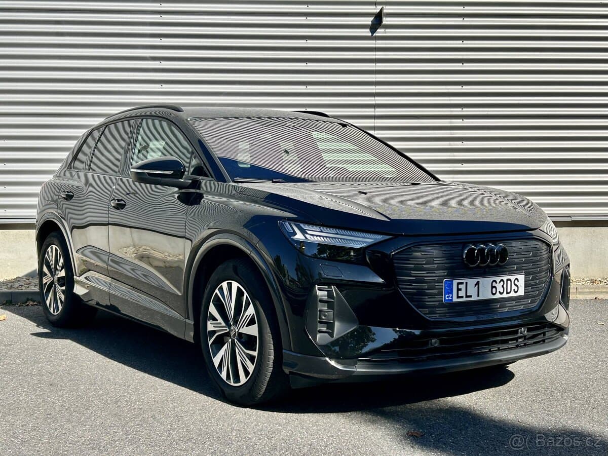 2025 Audi Q4 - 2
