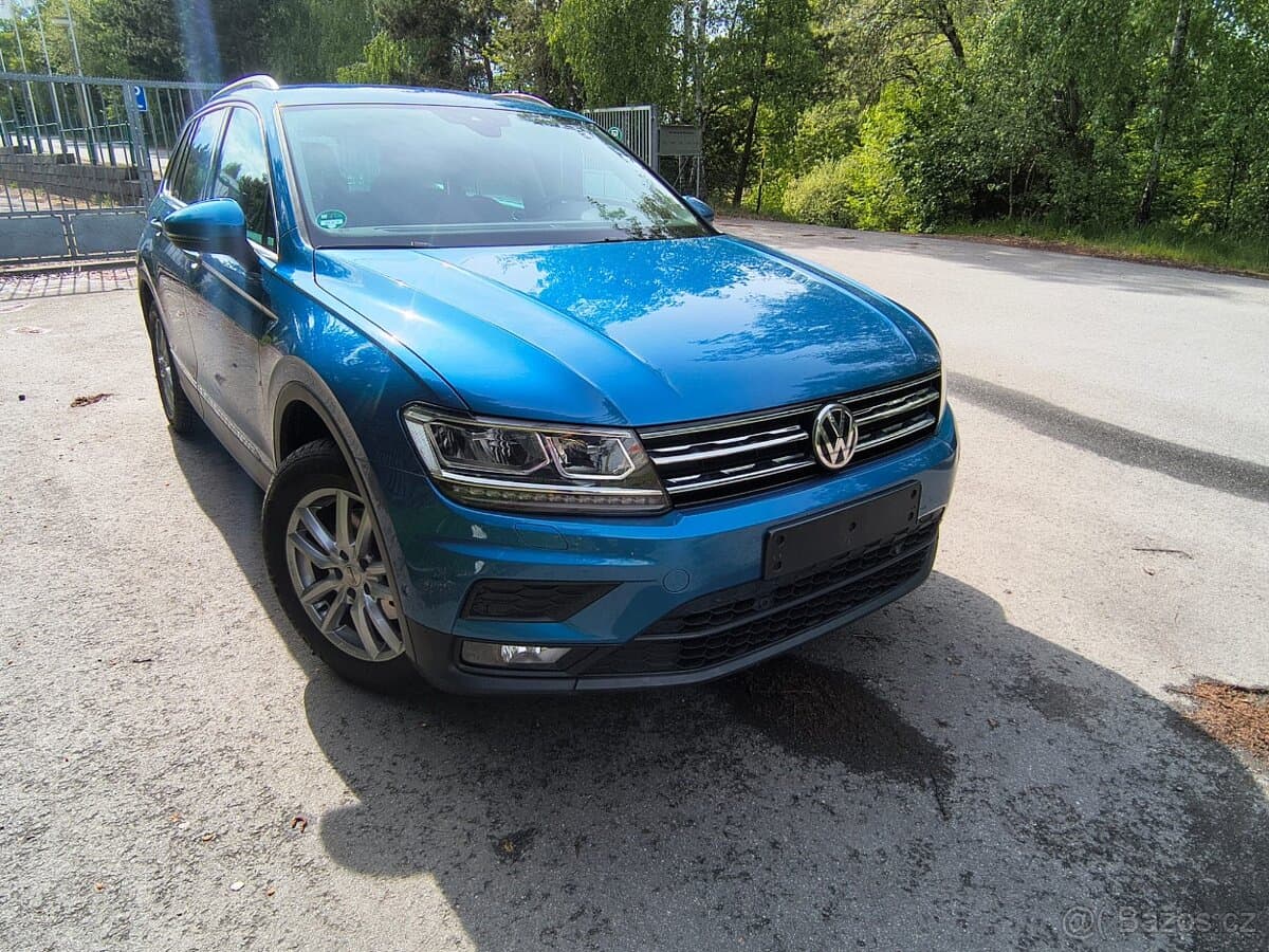 2017 Volkswagen TIGUAN - 2