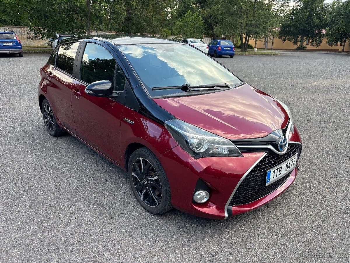 2017 Toyota YARIS - 2