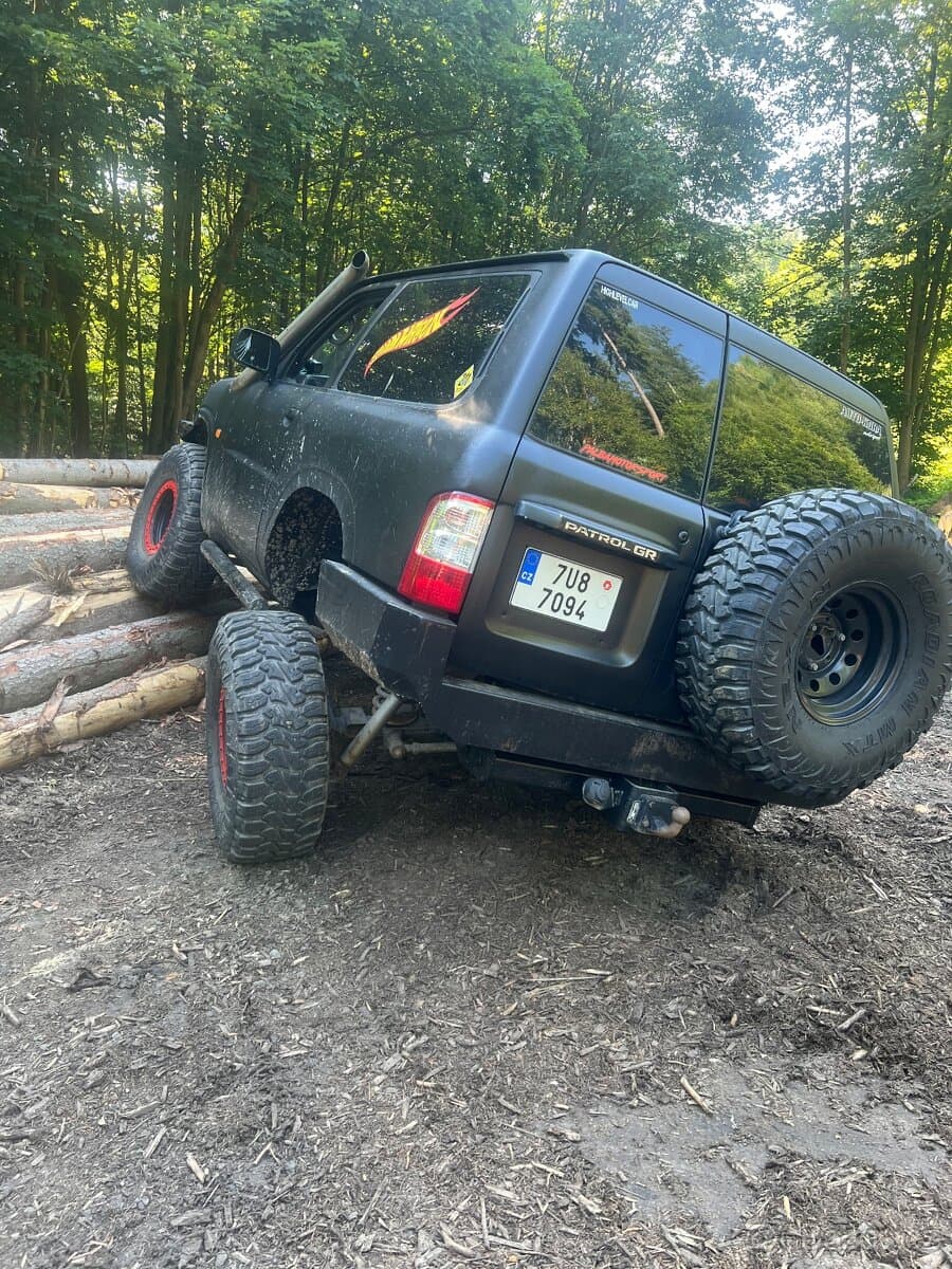 Nissan PATROL - 2