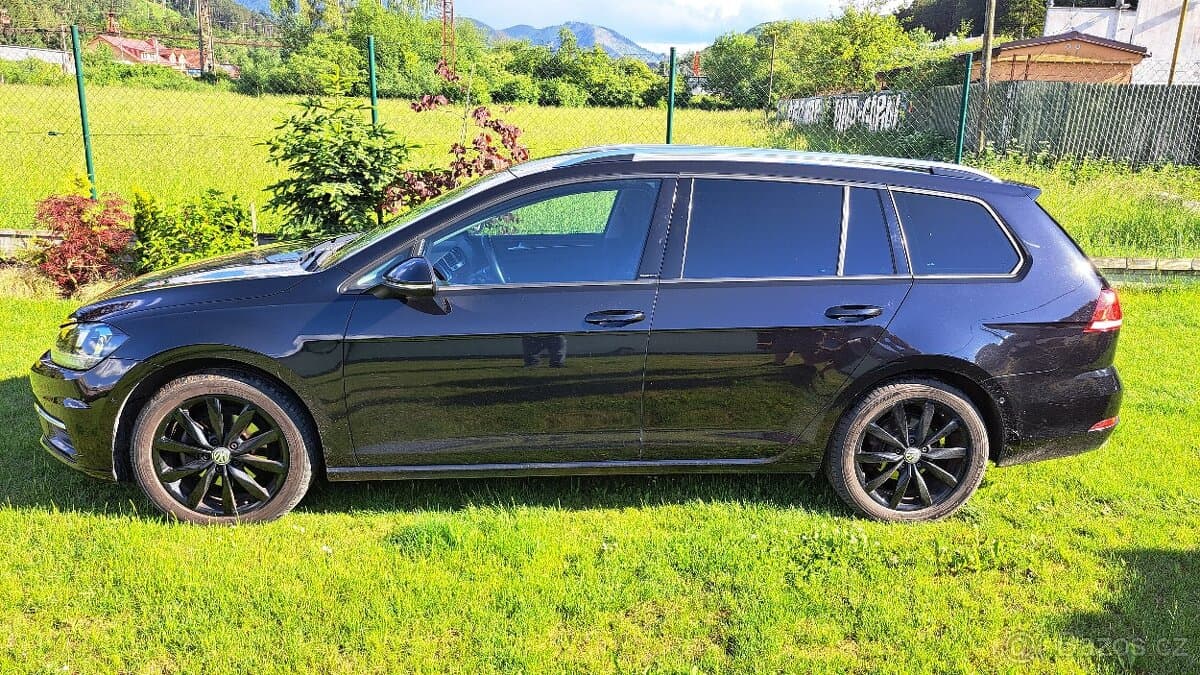 2020 Volkswagen GOLF - 2