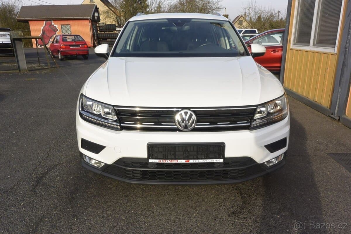 2017 Volkswagen TIGUAN - 2