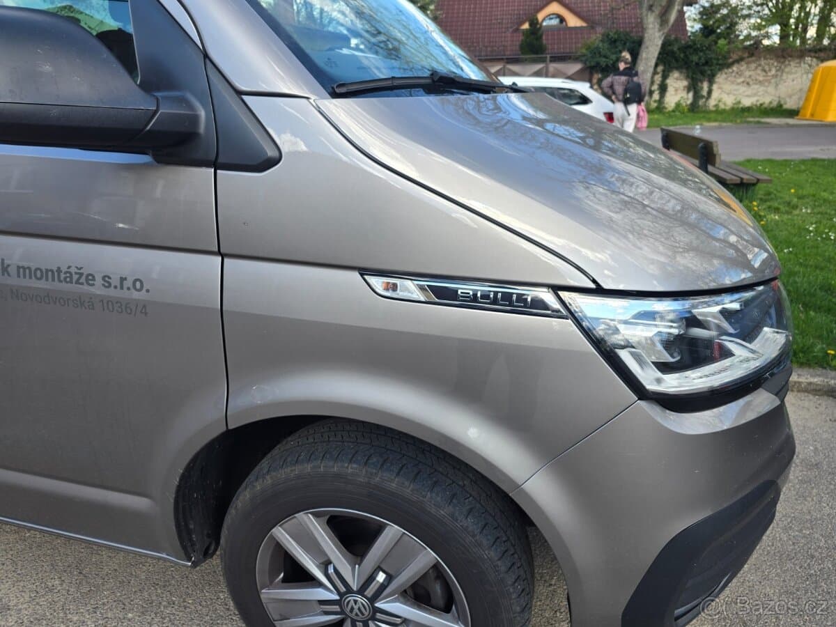 2022 Volkswagen CARAVELLE - 2
