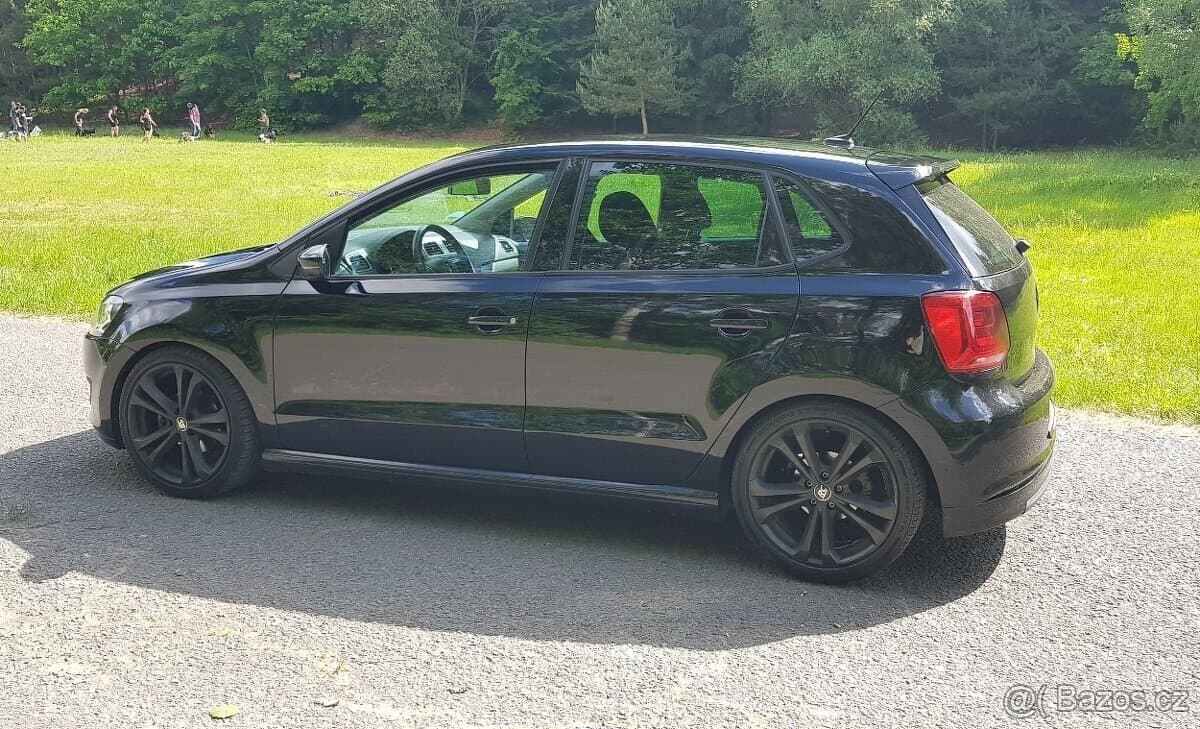 2016 Volkswagen POLO - 2