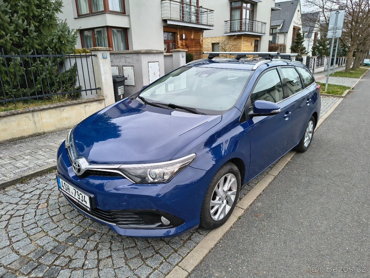 2017 Toyota AURIS - 2
