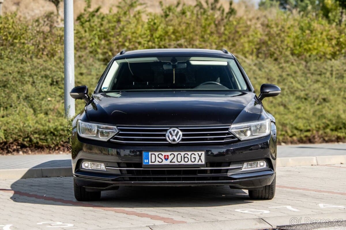 2016 Volkswagen PASSAT - 2