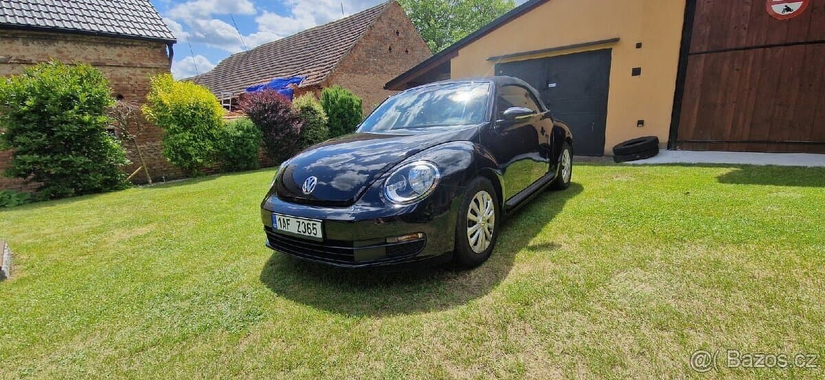 2016 Volkswagen BEETLE - 2