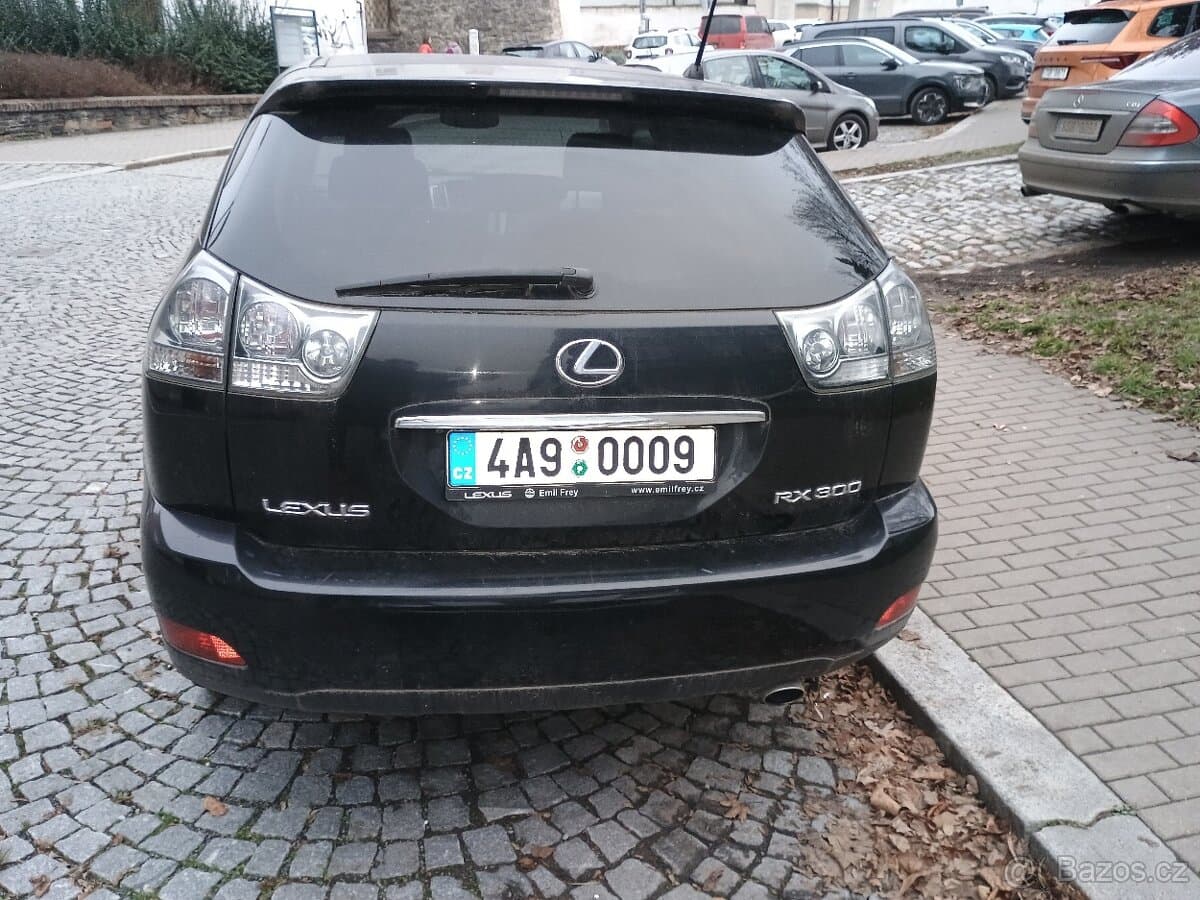 2005 Lexus RX - 2