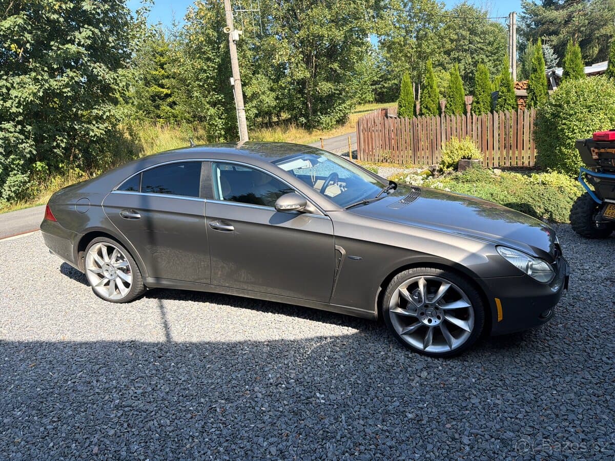 2007 Mercedes-Benz CLS - 2