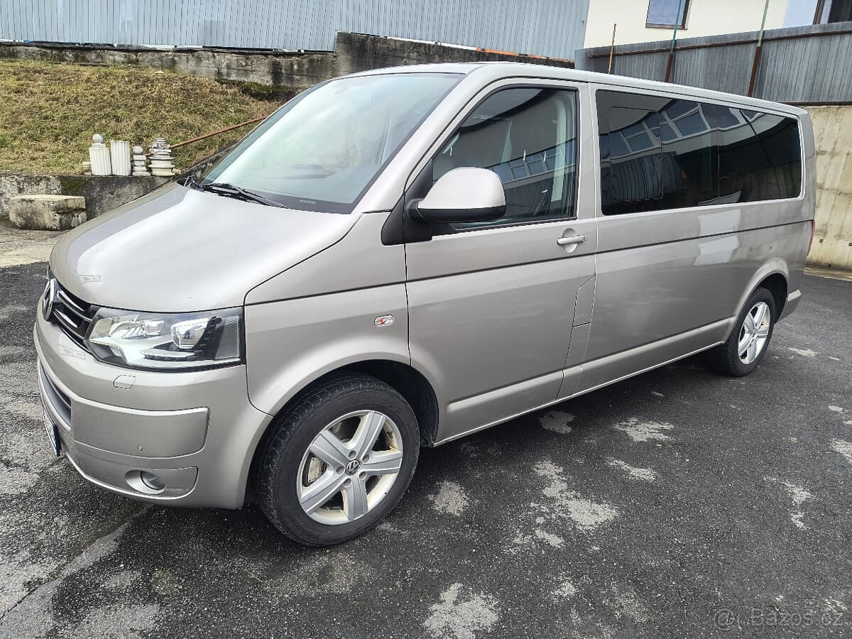 2013 Volkswagen MULTIVAN - 2