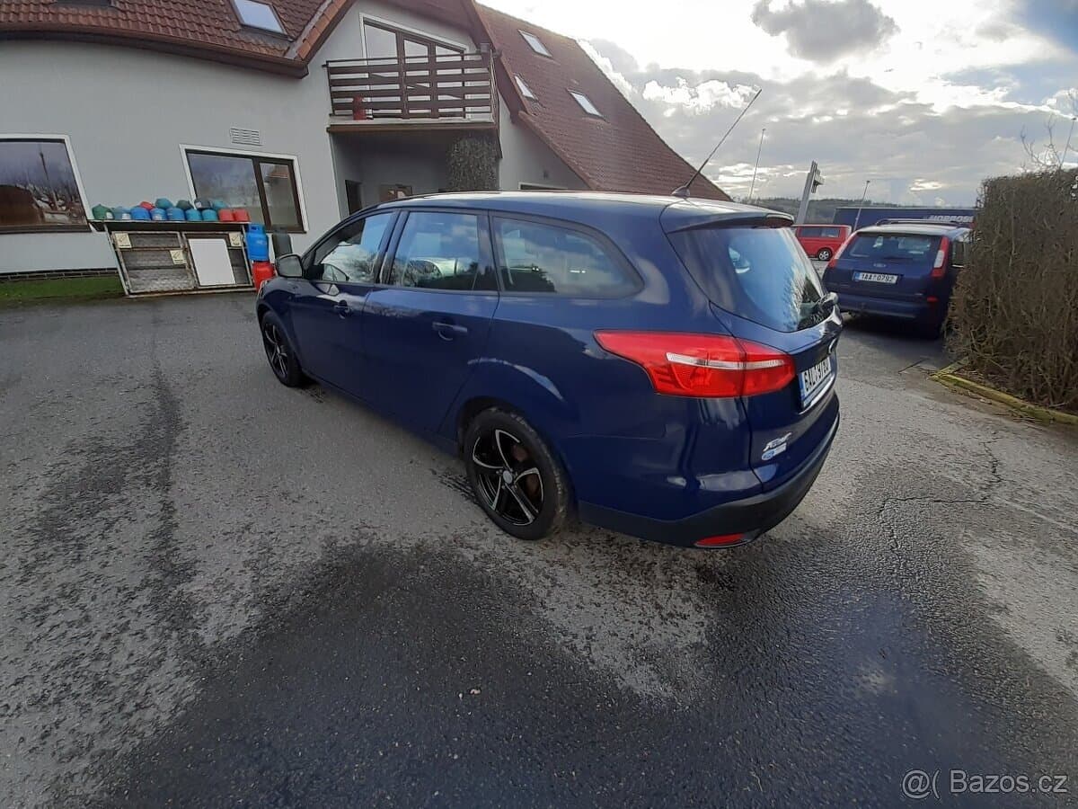 2017 Ford FOCUS - 2