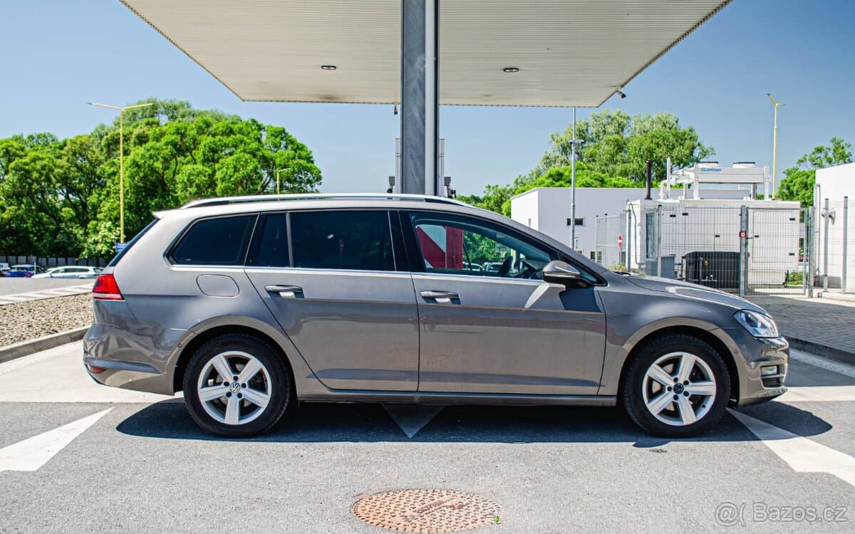 2015 Volkswagen GOLF - 2