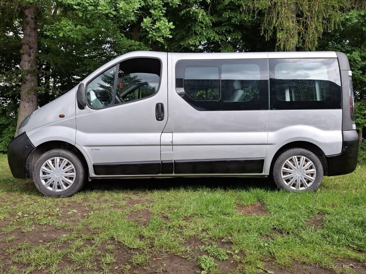 Opel VIVARO - 2