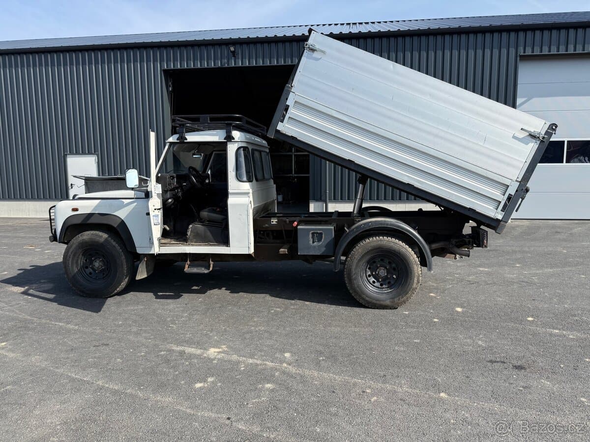2002 Land Rover DEFENDER - 2