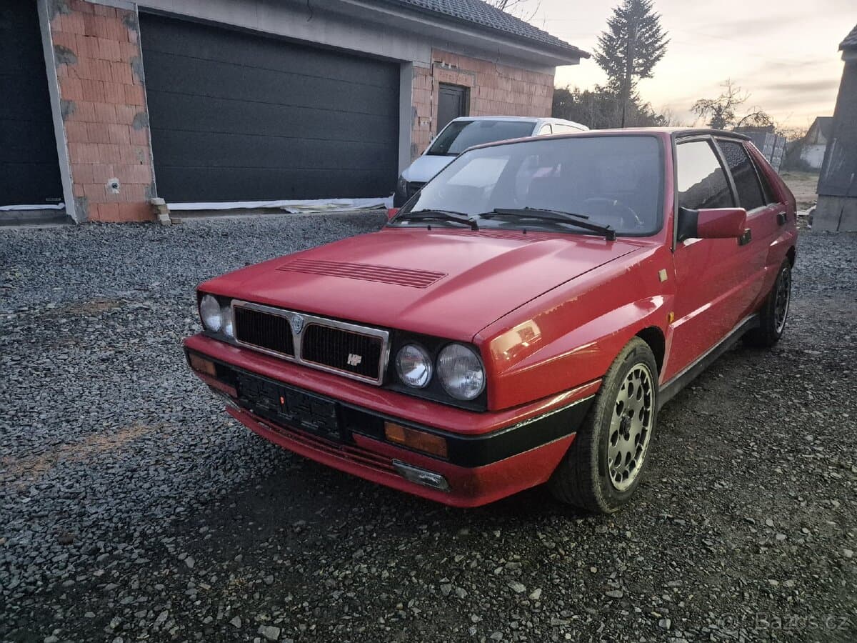 Lancia DELTA - 2