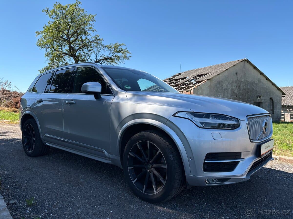 Volvo XC90 - 2