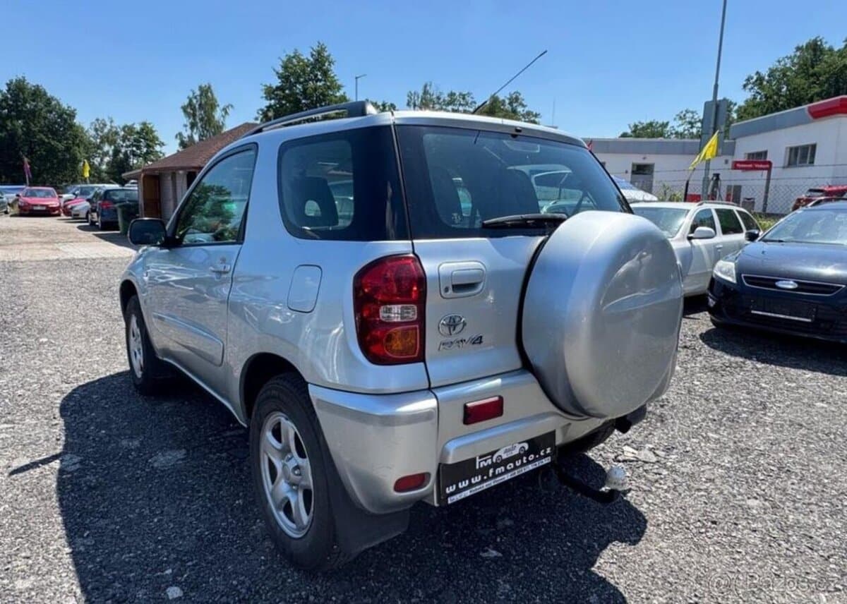 2005 Toyota RAV4 - 2