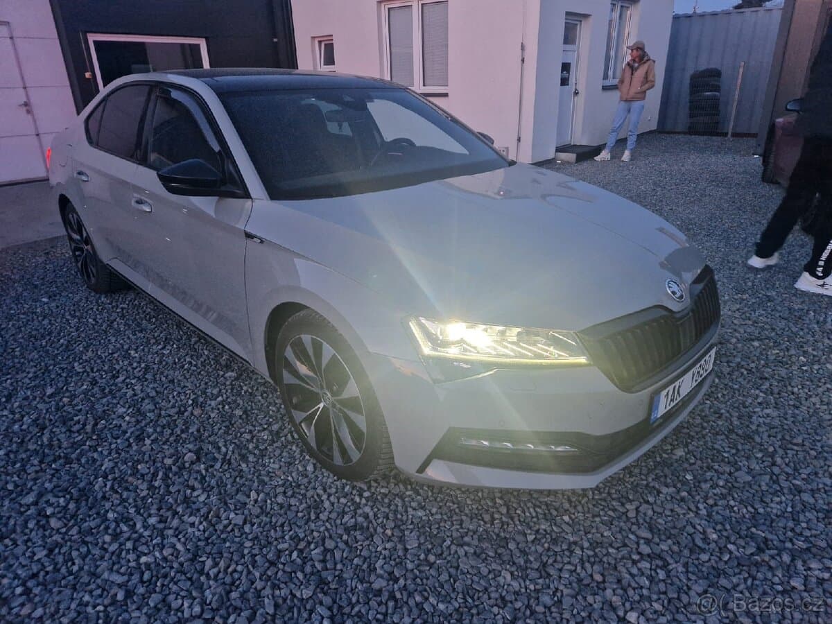 2023 Škoda SUPERB - 2