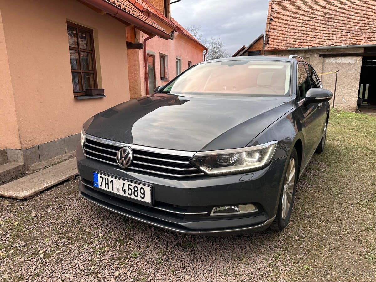 Volkswagen PASSAT - 2