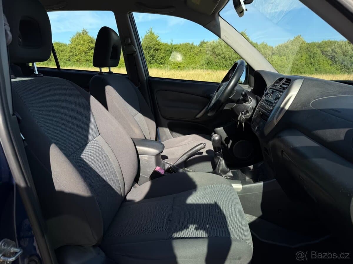 2004 Toyota OSTATNÍ - 2