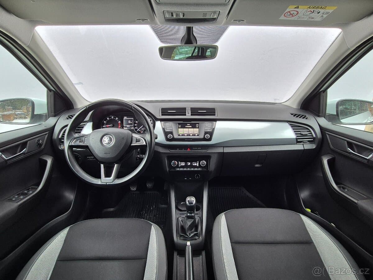 2015 Škoda FABIA - 2