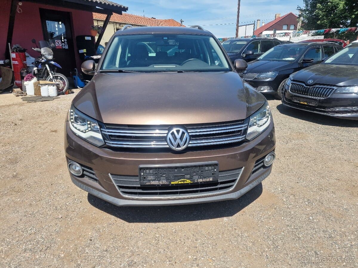 2011 Volkswagen TIGUAN - 2