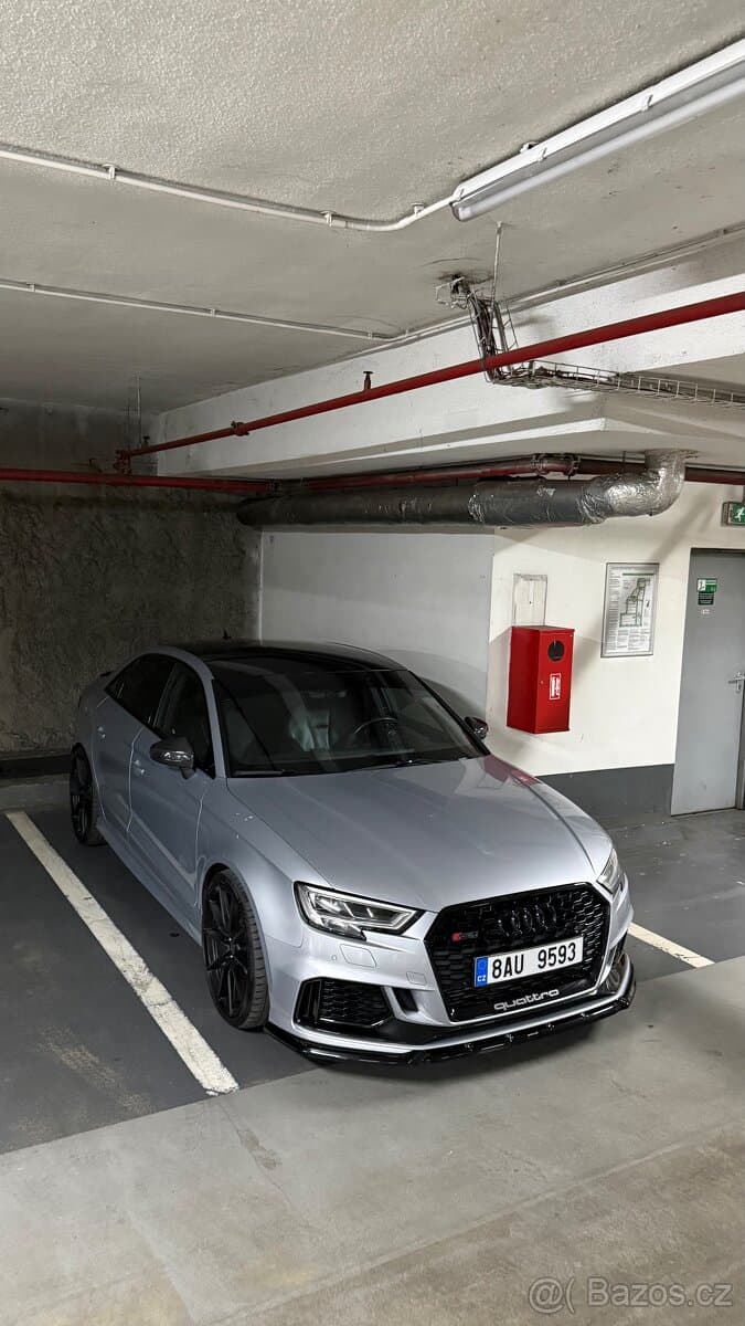 2019 Audi RS3 - 2
