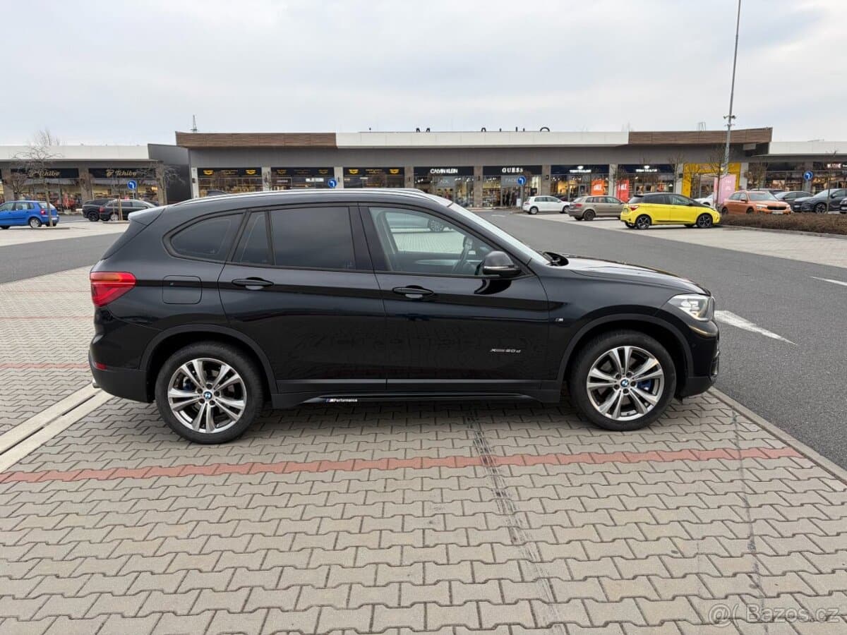 2015 BMW X1 - 2