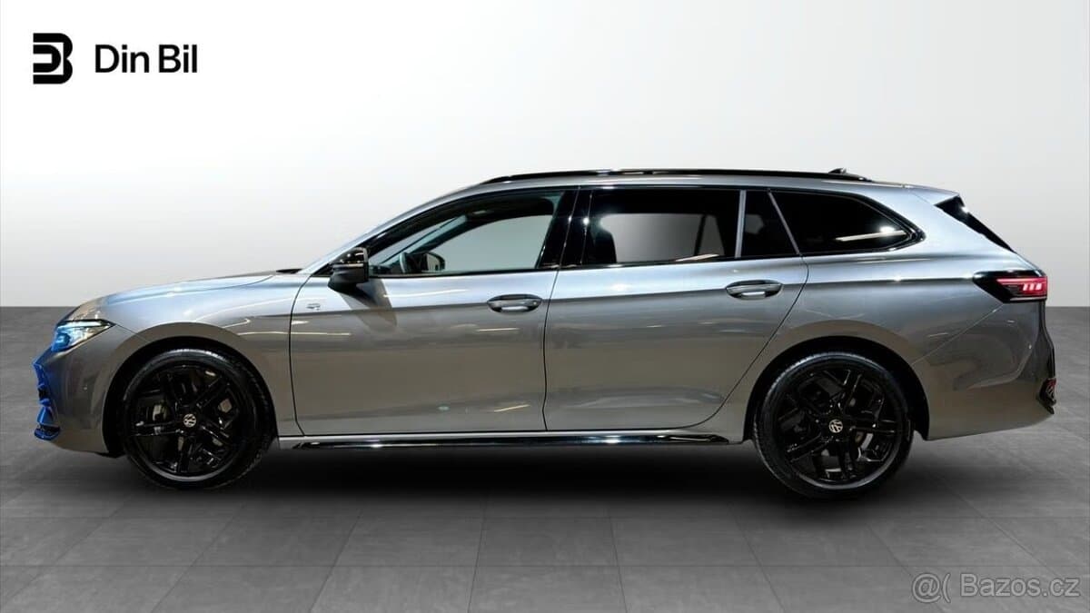 2025 Volkswagen PASSAT - 2
